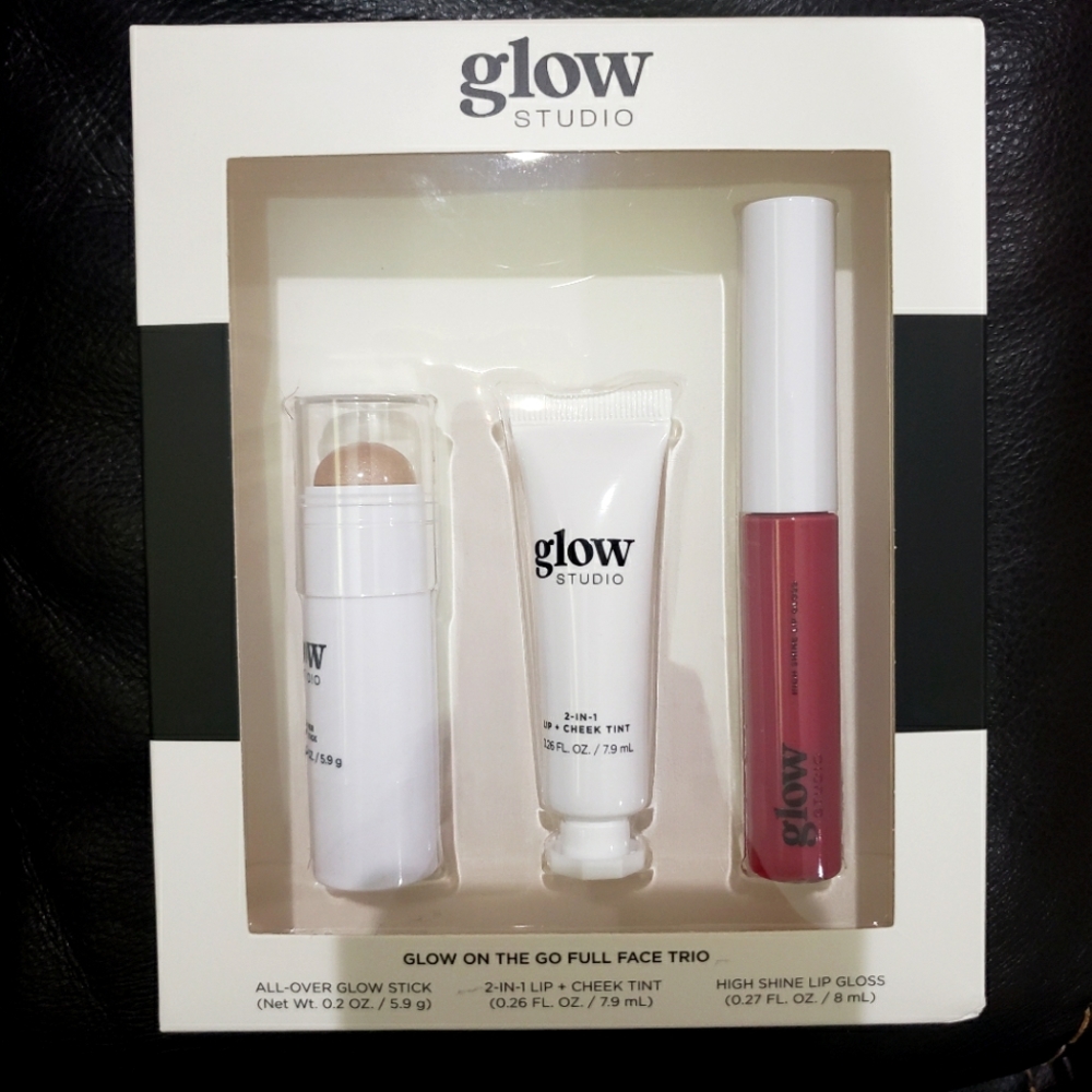 Express Glow Studio Full Face Trio